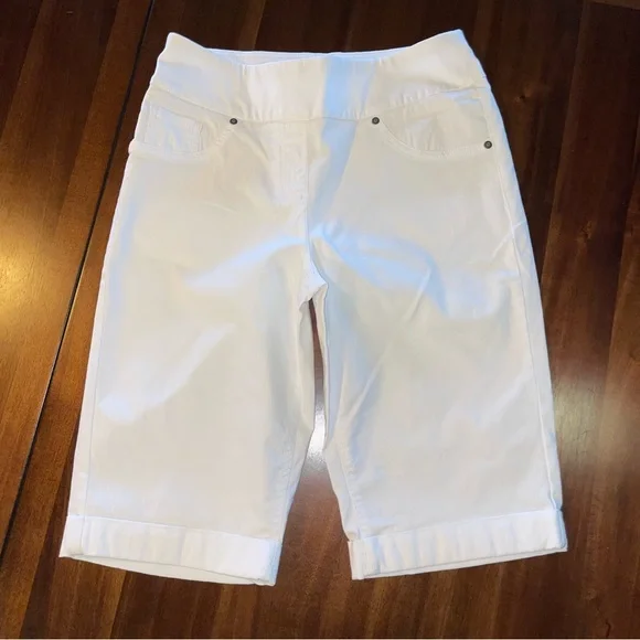 Westbound Capris Shorts! - Picture 1 of 8